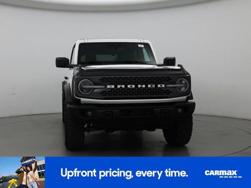 White 2023 Ford Bronco Badlands