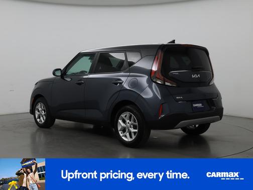 Gray 2023 Kia Soul LX