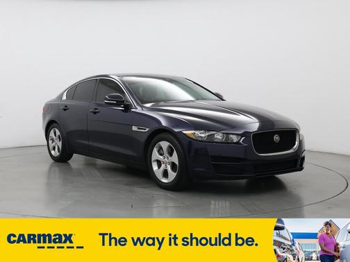 2017 Jaguar XE
