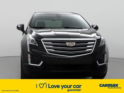 Photo 5 of 28 of 2017 Cadillac XT5 Luxury