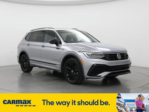 2022 Volkswagen Tiguan SE R-Line Black