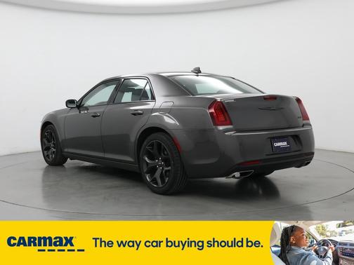 2022 Chrysler 300 Touring