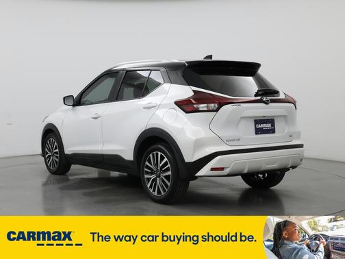 2022 Nissan Kicks SV