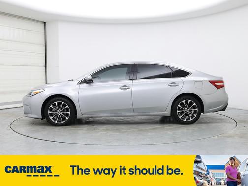 2016 Toyota Avalon XLE