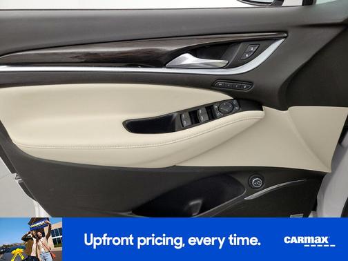 Pearl 2023 Buick Enclave Premium