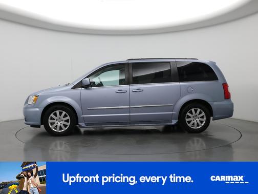 2016 Chrysler Town & Country Touring