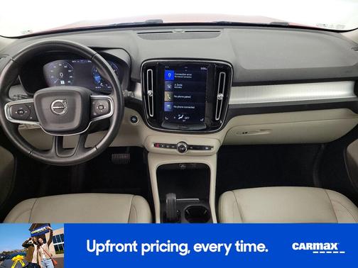 2019 Volvo XC40 T5 Momentum