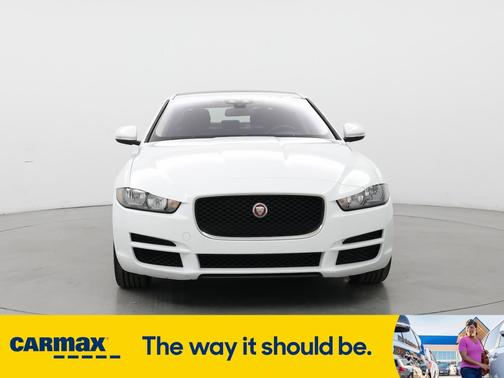 2018 Jaguar XE Prestige