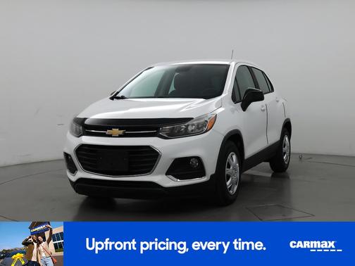 White 2017 Chevrolet Trax LS