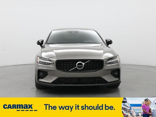 2021 Volvo S60 T5 R-Design
