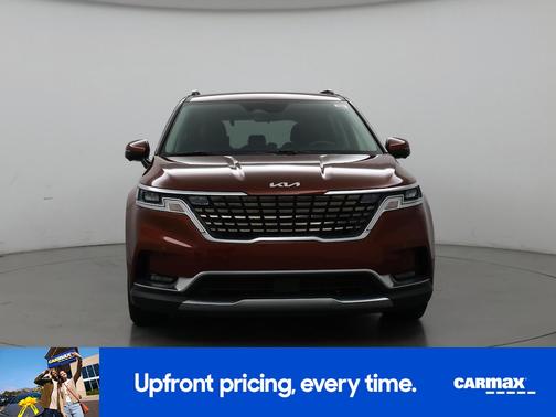 Red 2022 Kia Carnival SX