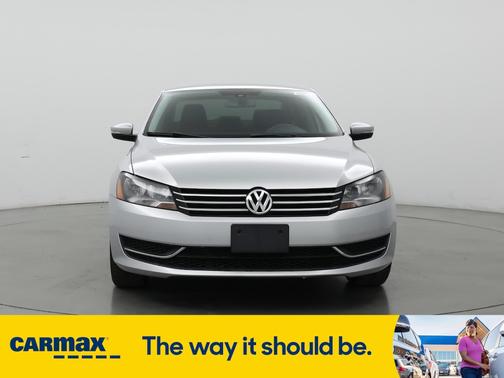 2015 Volkswagen Passat SE