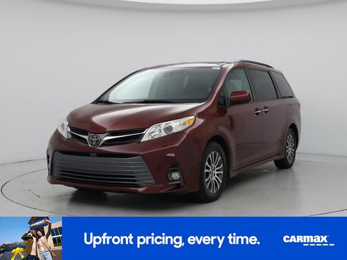 2018 Toyota Sienna XLE