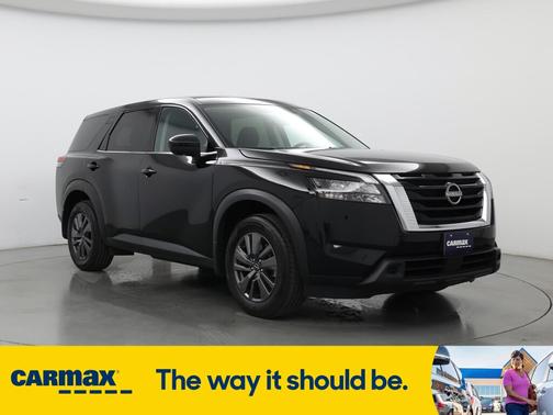 2024 Nissan Pathfinder S