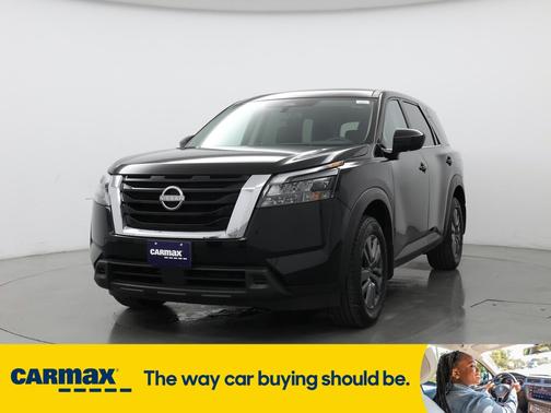 2024 Nissan Pathfinder S
