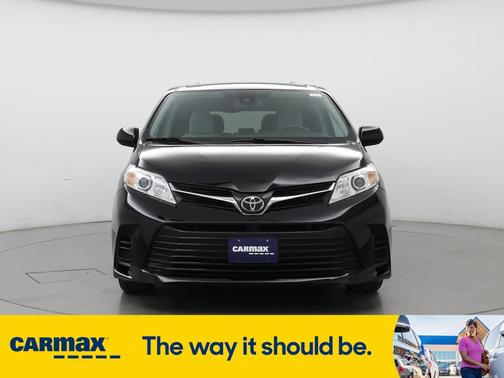2020 Toyota Sienna LE