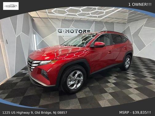 Red 2023 Hyundai TUCSON SEL