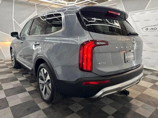 2020 Kia Telluride S