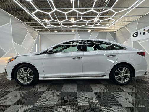 2019 Hyundai SONATA Sport