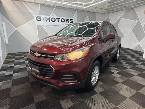 Maroon 2017 Chevrolet Trax LS