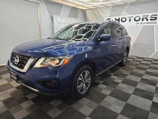 2020 Nissan Pathfinder S