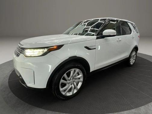 Fuji White 2019 Land Rover Discovery HSE