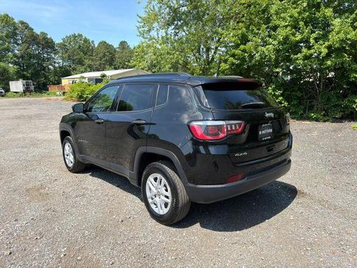 Black 2018 Jeep Compass Sport