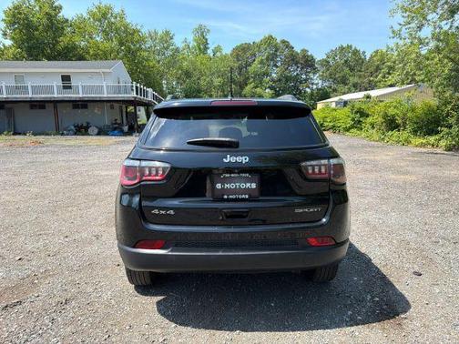 Black 2018 Jeep Compass Sport