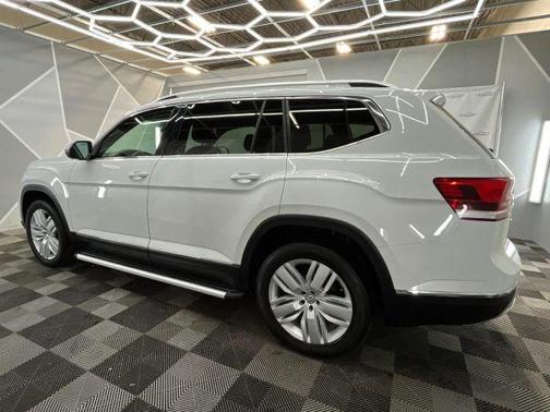 2018 Volkswagen Atlas 3.6L SEL Premium