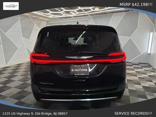 2022 Chrysler Pacifica Touring-L