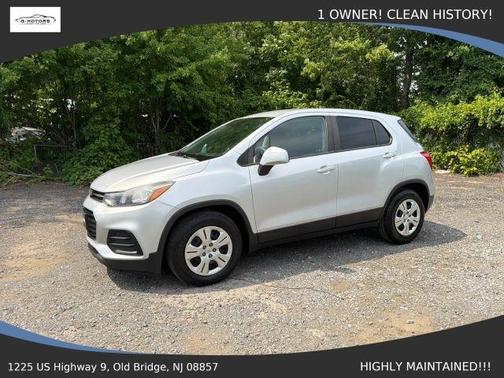 Silver 2019 Chevrolet Trax LS