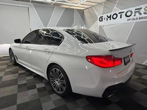 White 2017 BMW 540 i