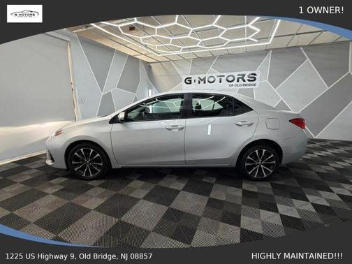 Gray 2017 Toyota Corolla SE