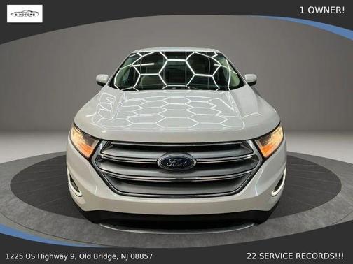 White 2018 Ford Edge SEL
