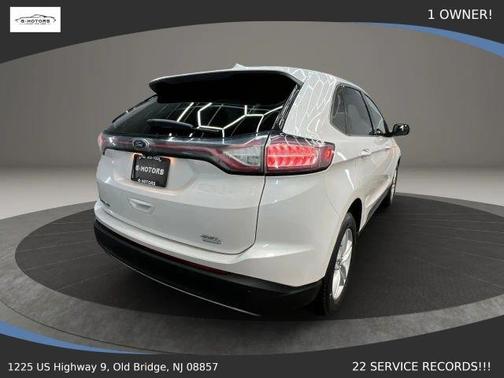 White 2018 Ford Edge SEL