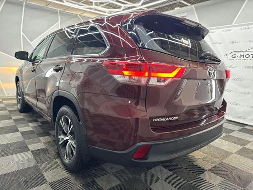 2017 Toyota Highlander LE Plus