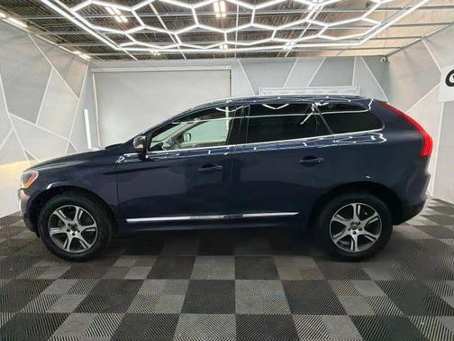 2015 Volvo XC60 T6 Platinum