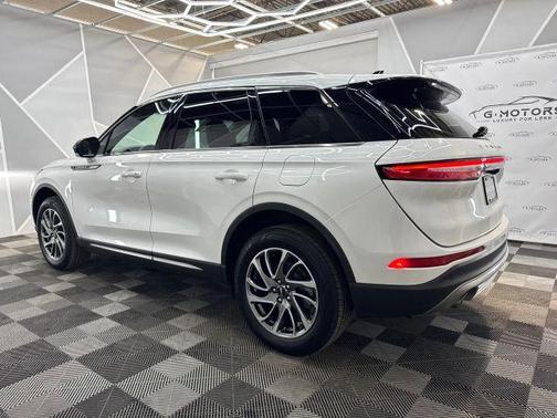 2022 Lincoln Corsair Standard