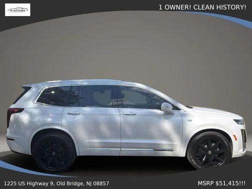 White 2024 Cadillac XT6 Luxury FWD