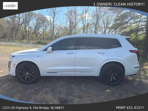 White 2024 Cadillac XT6 Luxury FWD