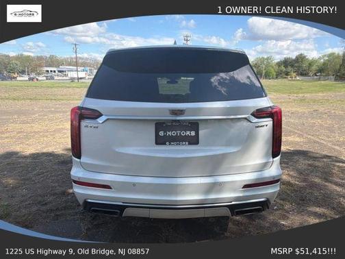 White 2024 Cadillac XT6 Luxury FWD