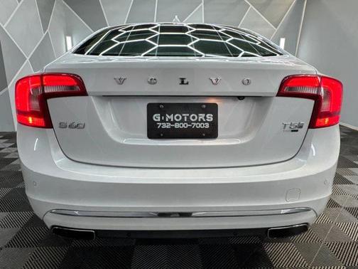 2018 Volvo S60 T5 Inscription Platinum