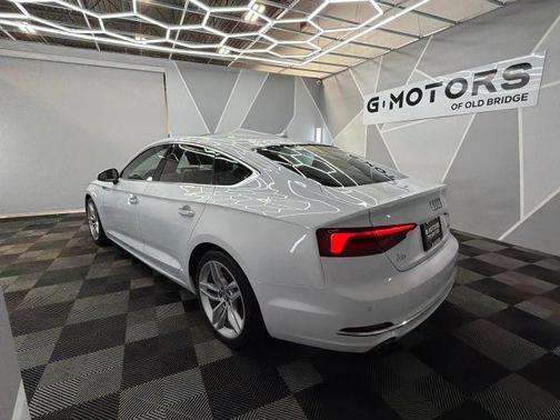Glacier White Metallic 2019 Audi A5 2.0T Premium Plus