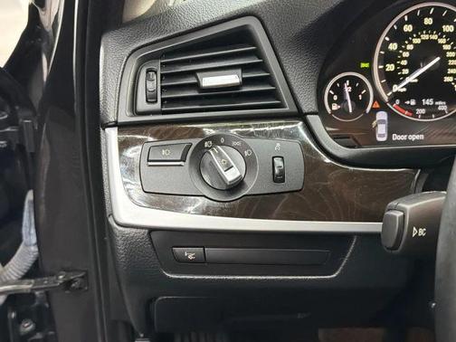 2013 BMW 528 i xDrive