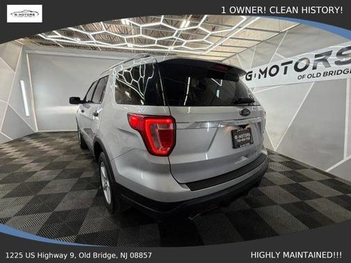 Silver 2018 Ford Explorer Base