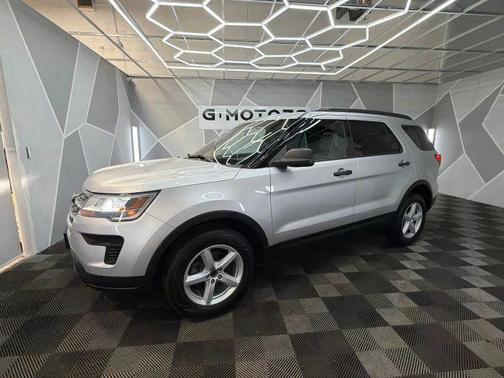 Silver 2018 Ford Explorer Base
