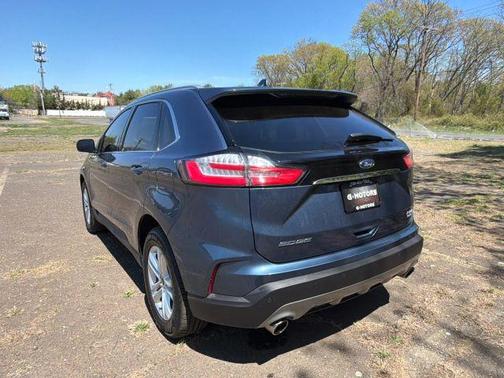 Blue 2019 Ford Edge SEL