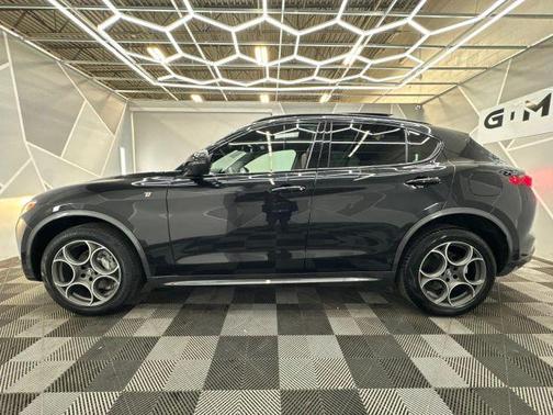 2022 Alfa Romeo Stelvio Ti