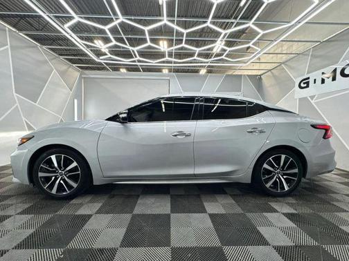 2023 Nissan Maxima SV