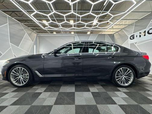 2019 BMW 530 i